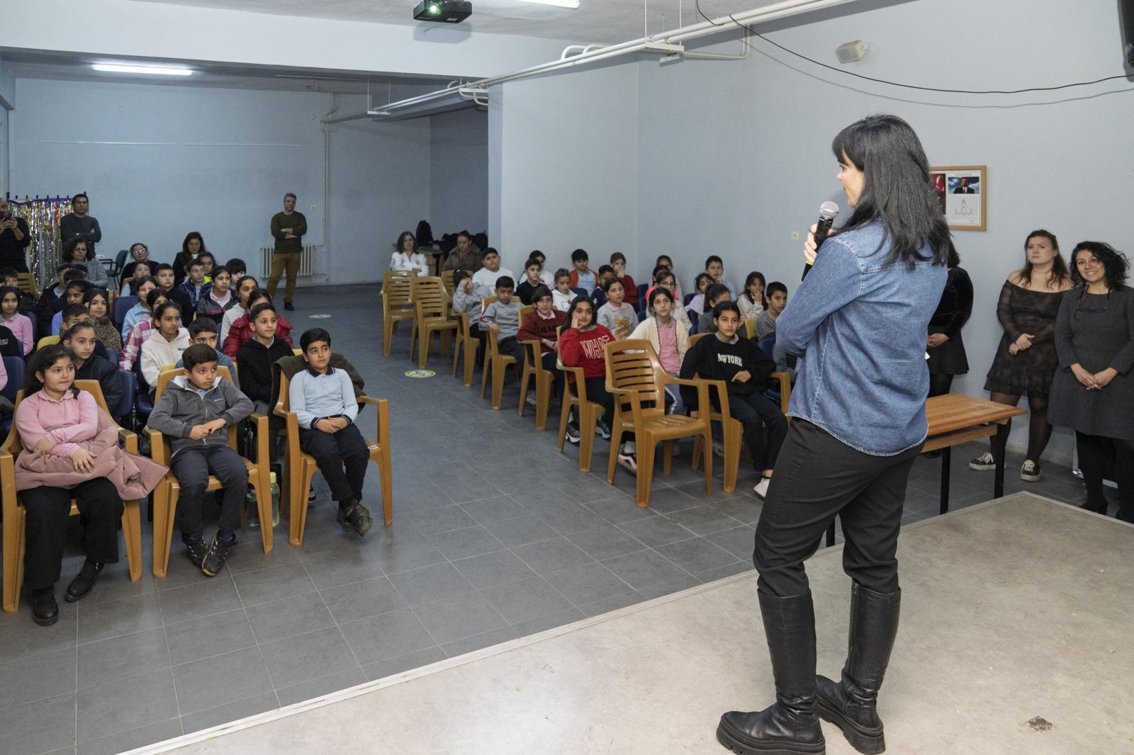 İzmir iklim eylemi seferberliği ilkokullarda başladı! Çocuklar su kahramanı oluyor,