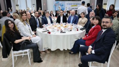 Menemen vefa iftarı'nda Başkan Aydın Pehlivan'dan tarihi konuşma! Öğretmenlere ve