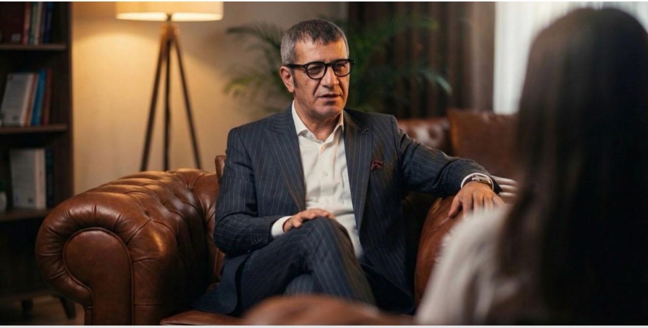 Prof. Dr. Kürşat Şahin Yıldırımer'den şok uyarı! Gençlerde kimlik karmaşası,