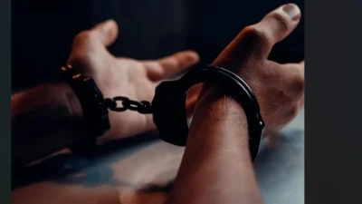 Adana'da düzenlenen dev kaçakçılık operasyonunda 37 şüpheli yakalandı ve milyonlarca