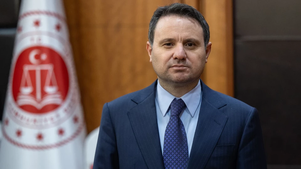 Adalet Bakanı Akın Gürlek, Özgür Özel'in mal varlığı iddialarını yalanladı