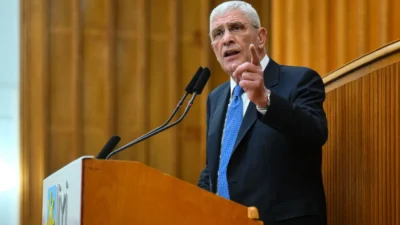Dervişoğlu, Sırrı Sakık'ın "Bursa'yı Amed'e çevirdiniz" sözlerine "Provokatif aymaza bak"
