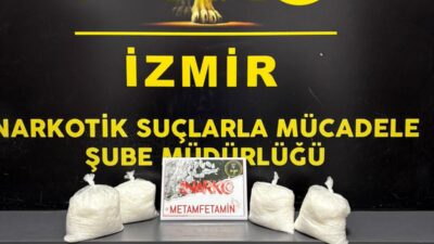 İzmir Konak'ta kargoya gizlenmiş 9.6 kilo metamfetamin ele geçirildi; 2