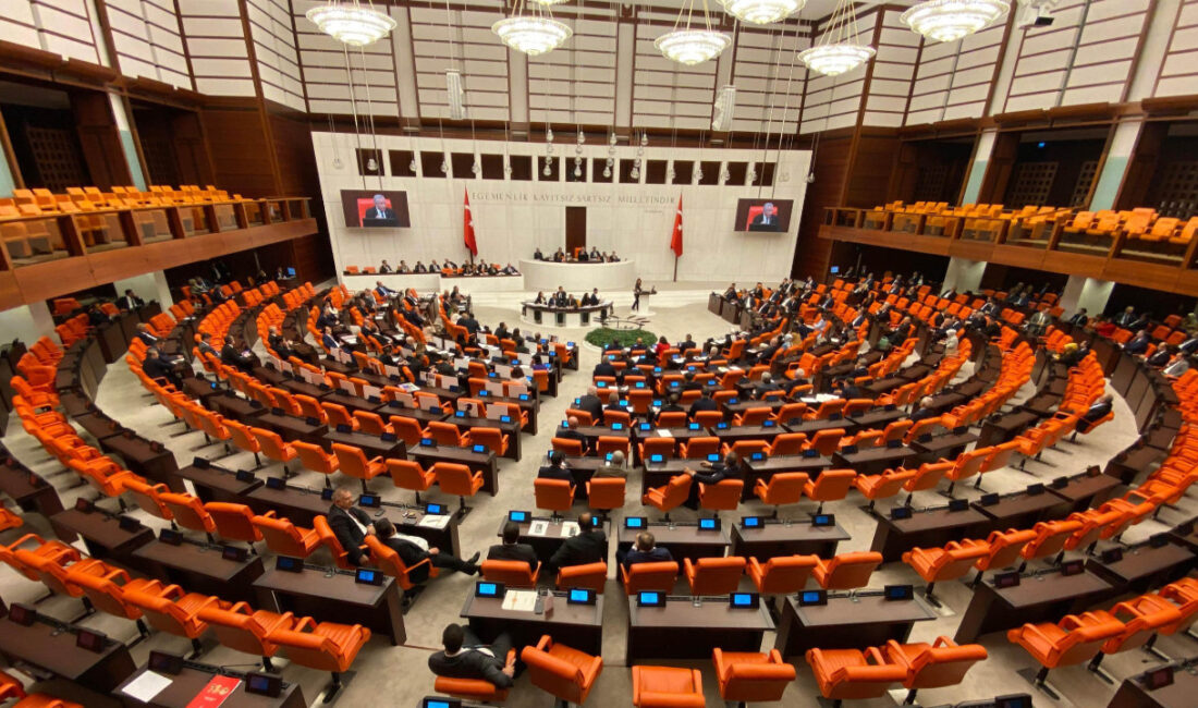 Savunma sanayii çalışanlarına yeşil pasaport verilmesi için TBMM’ye kanun teklifi