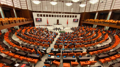 Savunma sanayii çalışanlarına yeşil pasaport verilmesi için TBMM’ye kanun teklifi