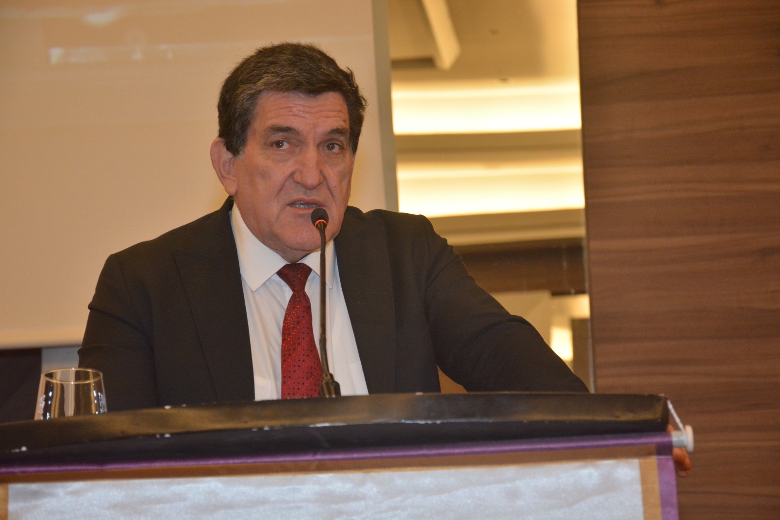 İESOB’da Yalçın Ata Etrafında Büyük Kenetlenme