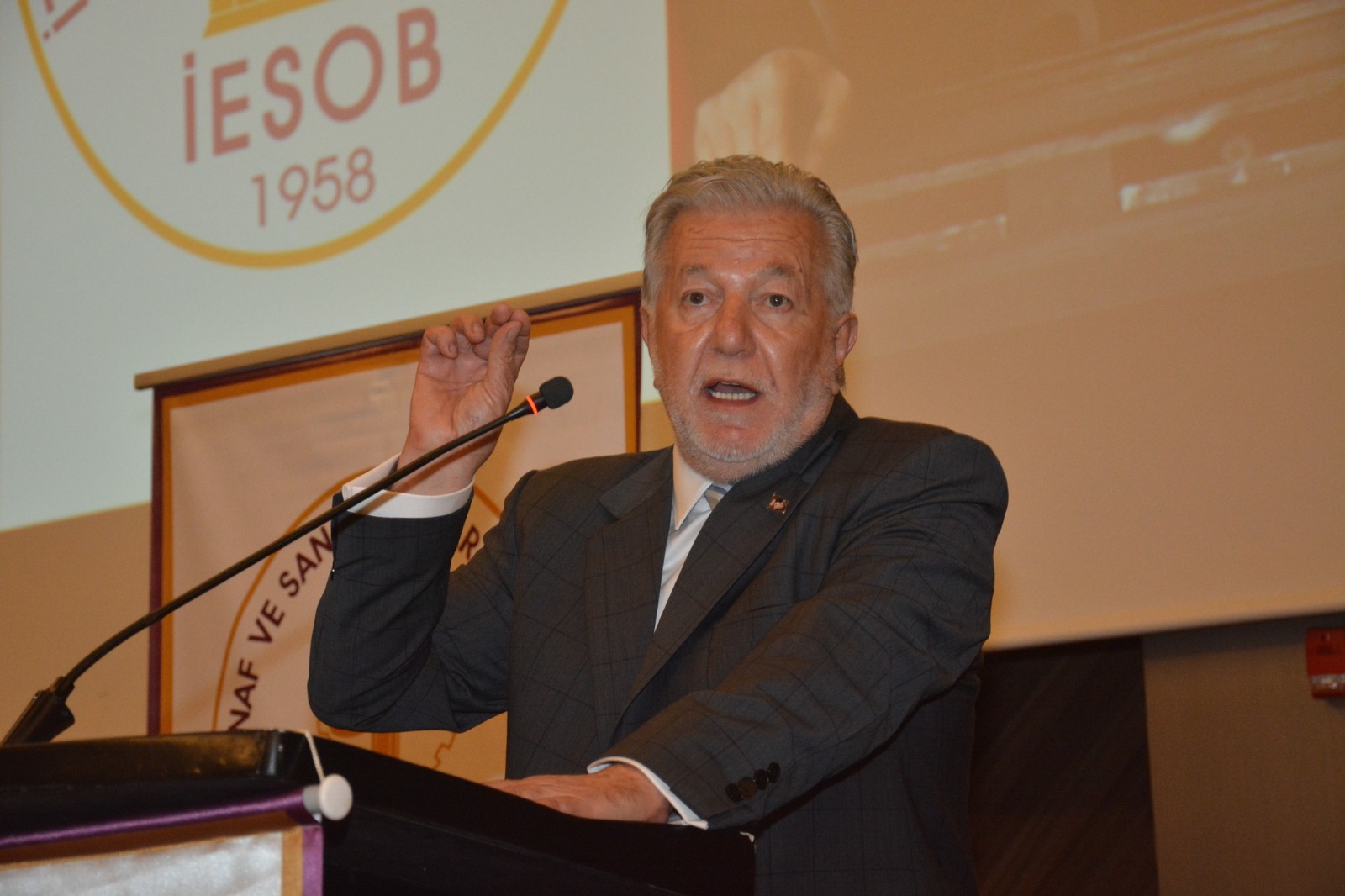İESOB’da Yalçın Ata Etrafında Büyük Kenetlenme