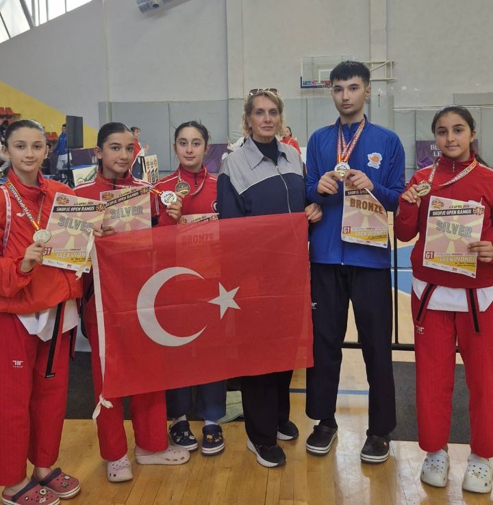 Seferihisar'ın Gururları Avrupa’yı Salladılar