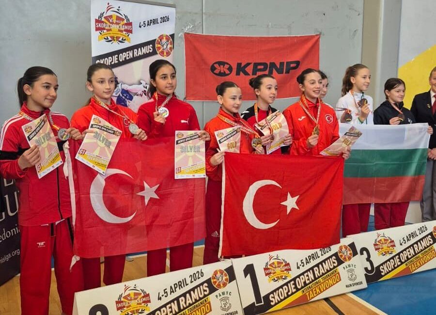 Seferihisar Taekwondo başarısı sınırları aştı! Makedonya'da düzenlenen dev şampiyonada Seferihisarlı