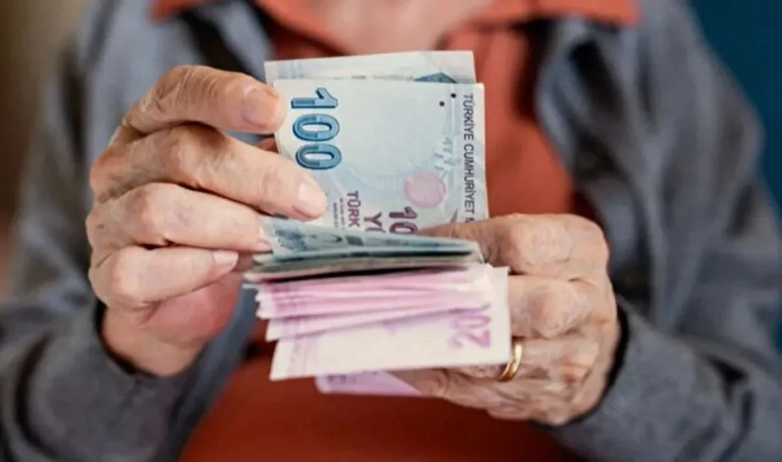 EMEKLİ TEMMUZ ZAMMI İÇİN İLK RAKAMLAR NETLEŞTİ: İŞTE YENİ MAAŞ HESABI Milyonlarca emeklinin beklediği Temmuz zammı için ilk rakamlar netleşti. 6