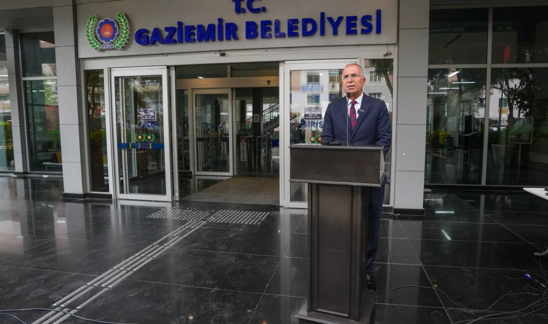 Ünal Işık’dan Okul Saldırılarına Tepki: “Okullar En Güvenli Yer Olmalı” Gaziemir Belediye Başkanı Ünal Işık, okul saldırılarına tepki göstererek güvenlik