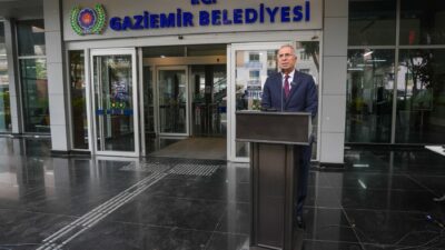 Gaziemir Belediye Başkanı Ünal Işık, okul saldırılarına tepki göstererek güvenlik