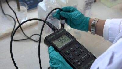Gediz Nehri'ndeki kirlilik alarm veriyor: Tarım, yeraltı suları ve İzmir