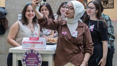 İzmir Büyükşehir Belediyesi, 98 genç ve 20 mentor ile "Sağlık
