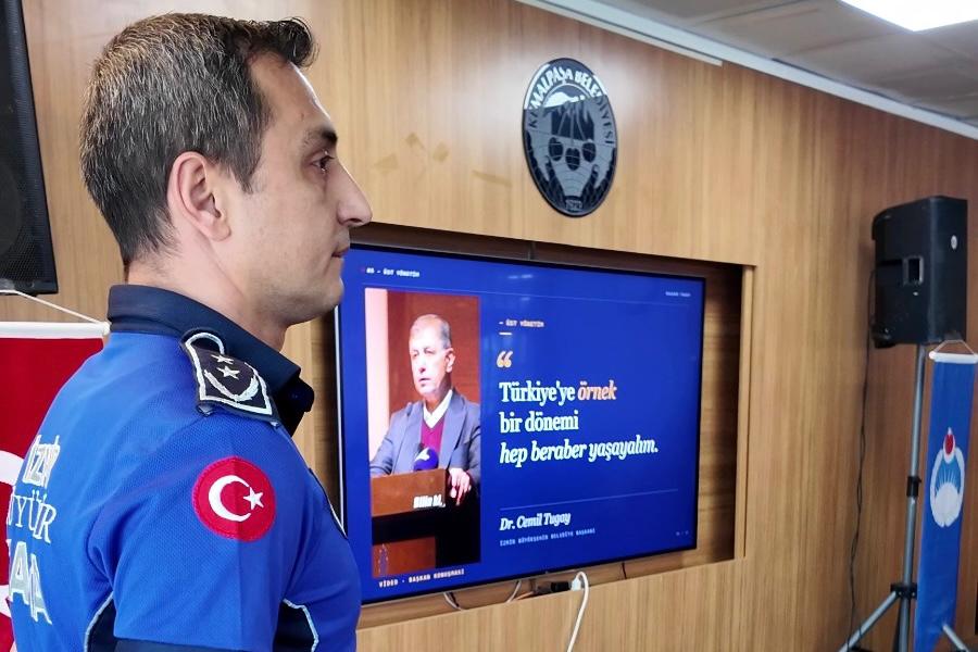 İzmir'de zabıta birimleri dijital dönüşüm ve ortak denetim kararı aldı.