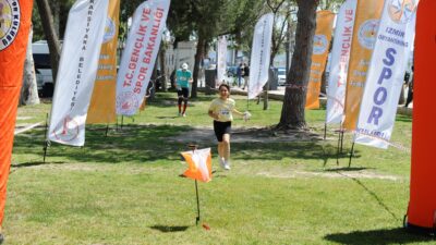 Karşıyaka'da 23 Nisan coşkusu oryantiring ile taçlandı. 120 sporcu Bostanlı'da