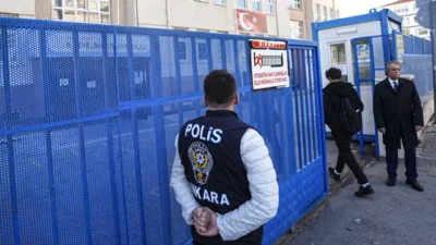 İçişleri Bakanlığı, okul saldırıları sonrası 81 ilde güvenliği artırdı; her