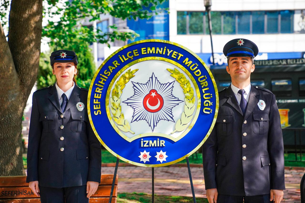 Seferihisar Polis Haftası kutlamalarında 181. yıl gururu! Şehit polis Mehmet
