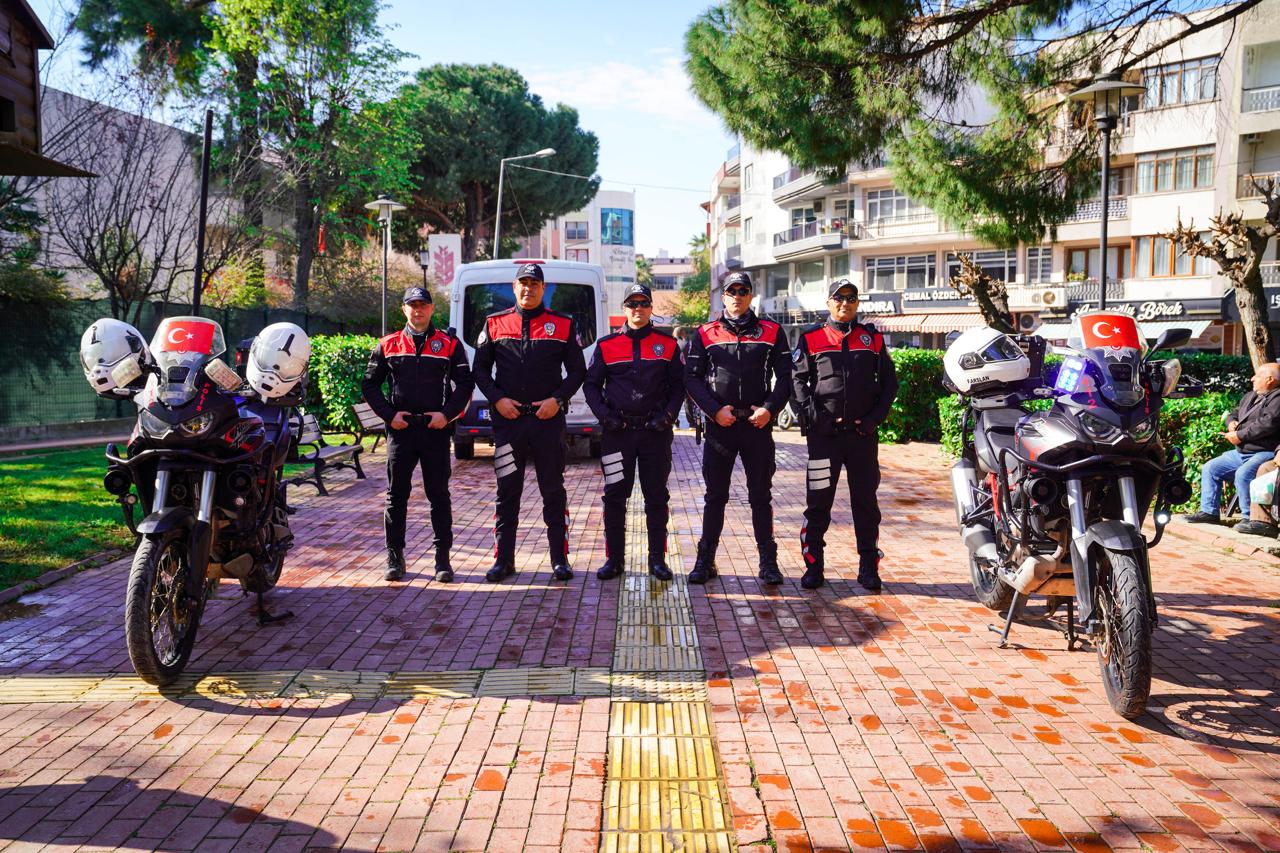 Seferihisar’da Duygusal Anlar: Şehit Polise Vefa