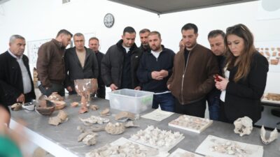 Seferihisar muhtarları görevdeki 2. yıllarını Ata Anı Evi ve Yeşilova