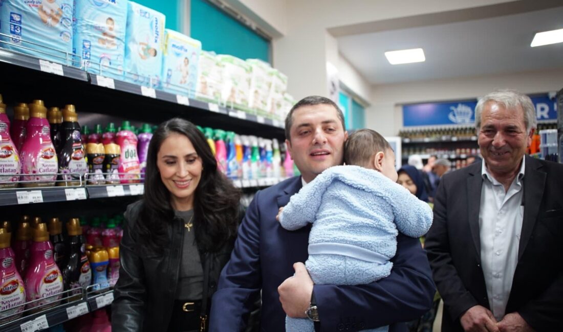 Torbalı'da piyasadan %25 daha uygun fiyatlı TOMAR Halk Market açıldı.
