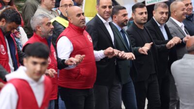 Çiğli 1 Mayıs kutlamaları için Başkan Onur Emrah Yıldız ve