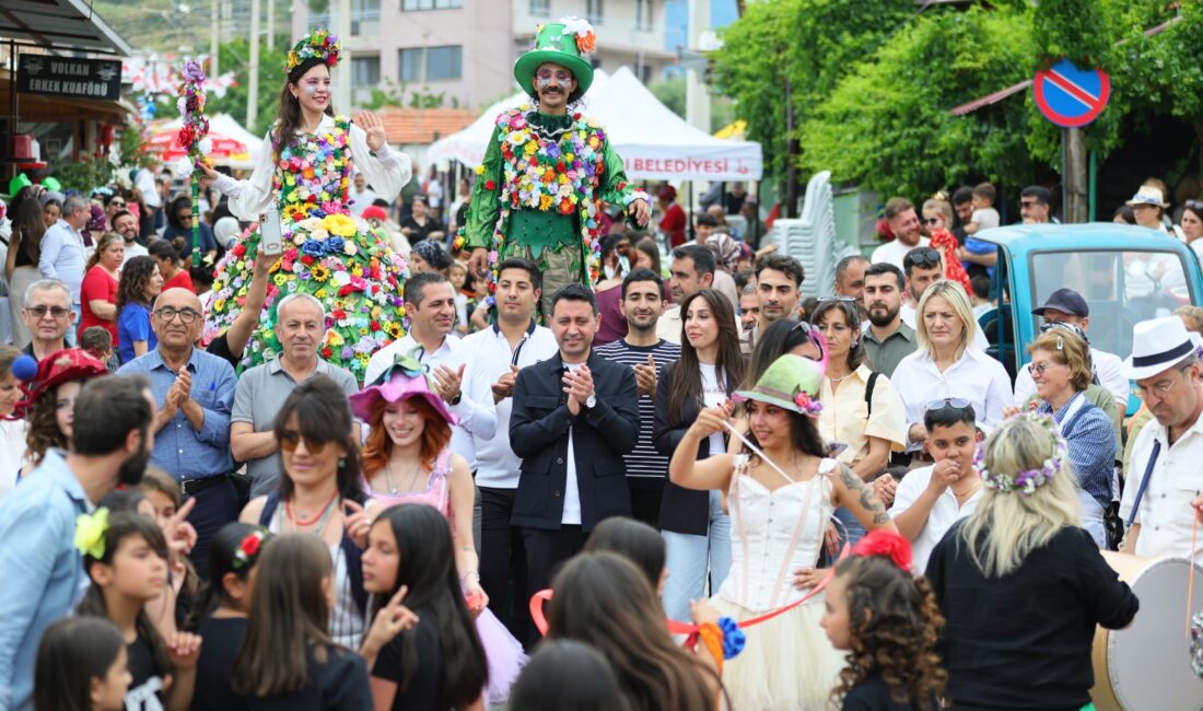 Doğançay Üreten Eller Festivali İzmir'i salladı! Bayraklı'da 88 kadının kurduğu