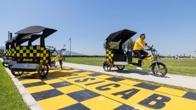 İzmir Bisicab dönemi resmen başlıyor! Üniversiteli gençlerin pedallayacağı 20 araç