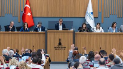 Karşıyaka Stadı için kritik karar çıktı! İzmir Meclisi’nde oy birliği