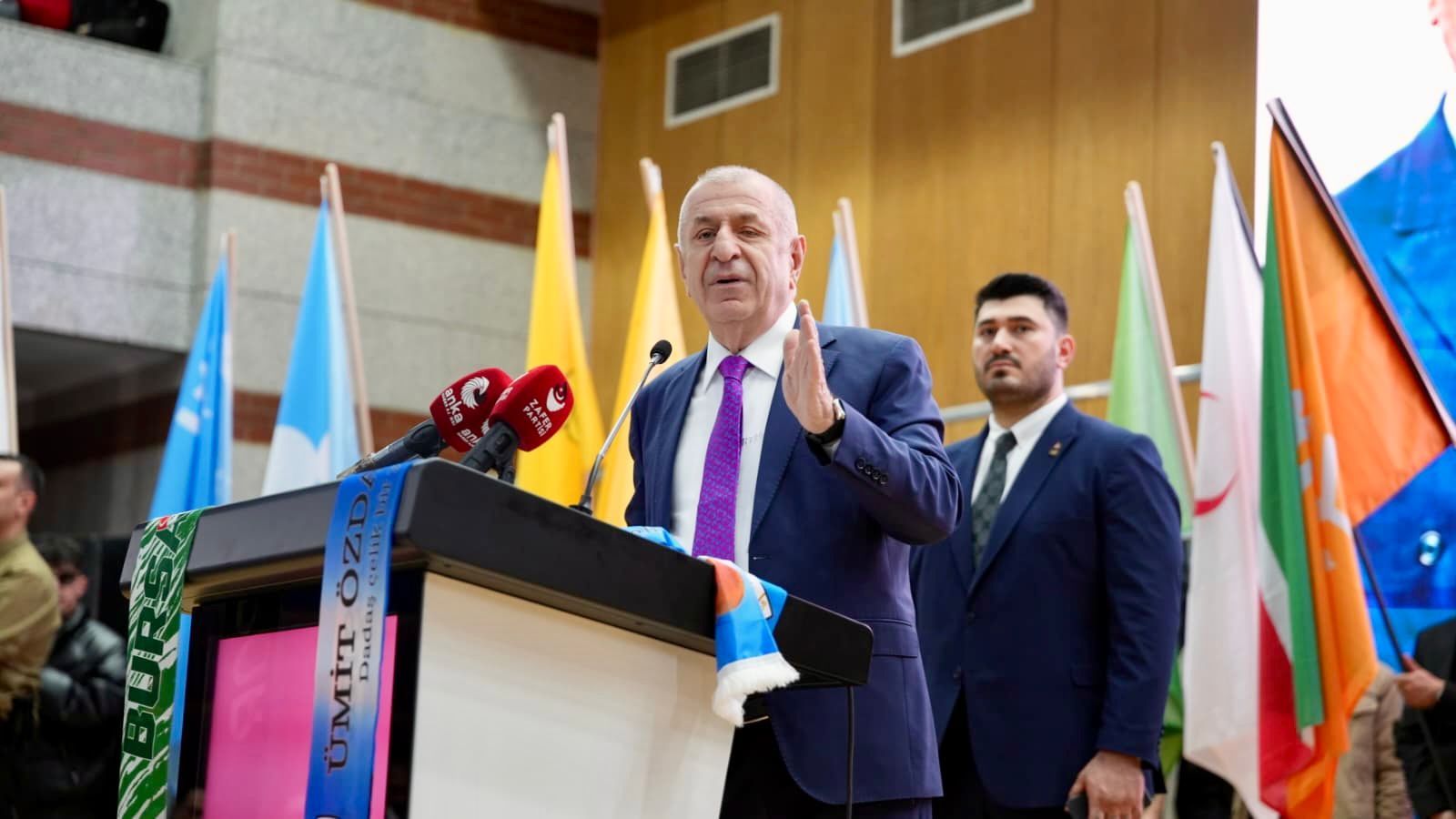 Türkiye Cumhuriyeti temelleri ağır tehdit altında! Ümit Özdağ'ın İmralı pazarlığı
