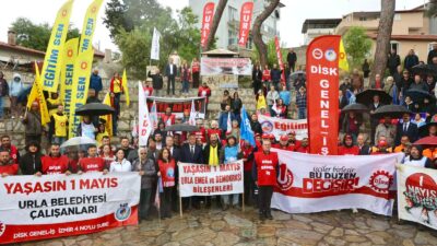 Urla 1 Mayıs kutlamaları için binler yürüdü! Başkan Selçuk Balkan'dan