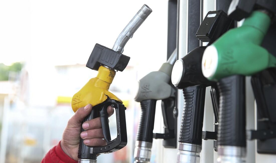 Benzin ve motorine büyük indirim geliyor! 1 Haziran gecesi akaryakıt
