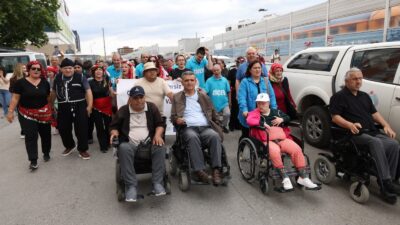 Çiğli engelsiz şenlik kapsamında düzenlenen etkinlikte ZİÇEV öğrencileri sergiledikleri danslarla