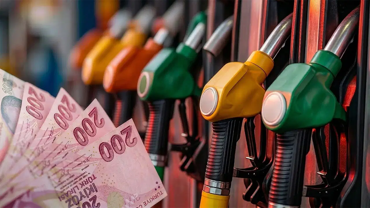 İzmir akaryakıt fiyatları motorine gelen 1,82 TL zammın ardından tarihi