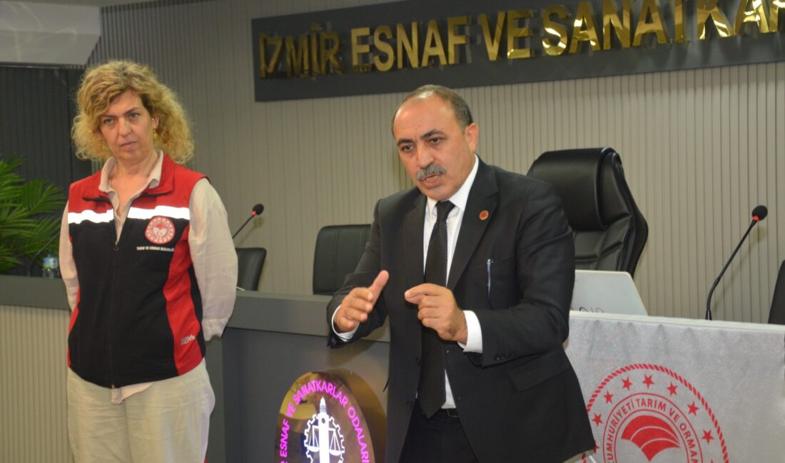 İzmir Lokantacılar Odası Başkanı Doğan Kılıç, ağır cezalar nedeniyle Kemeraltı'nda