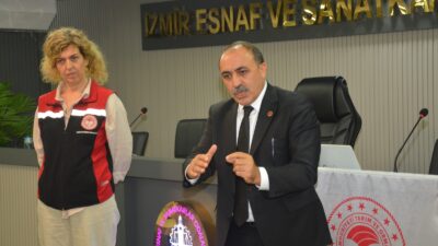 İzmir Lokantacılar Odası Başkanı Doğan Kılıç, ağır cezalar nedeniyle Kemeraltı'nda