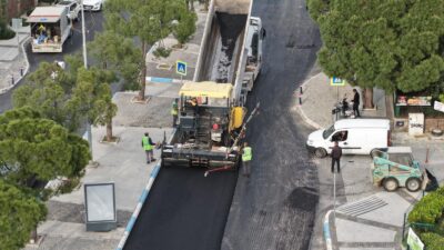 İzmir Büyükşehir; Çeşme, Urla ve Karaburun yollarını yaza hazırlıyor. Alaçatı
