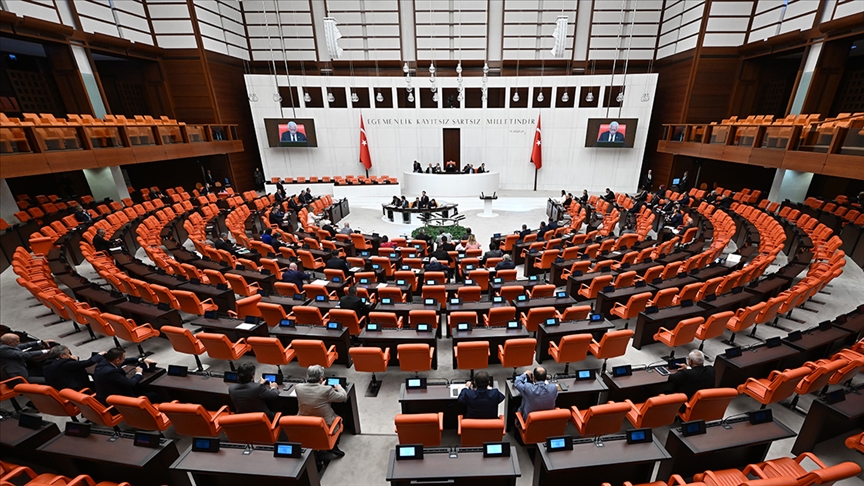 TBMM'de bu hafta site aidatlarına sınır, küresel yatırımcıya vergi muafiyeti