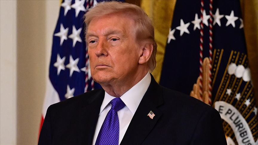 Trump’tan İran’ın Barış Teklifine İlk Yanıt: “Hayır, Memnun Değilim” Trump, İran'ın sunduğu barış teklifini kabul edilemez talepler içerdiği gerekçesiyle