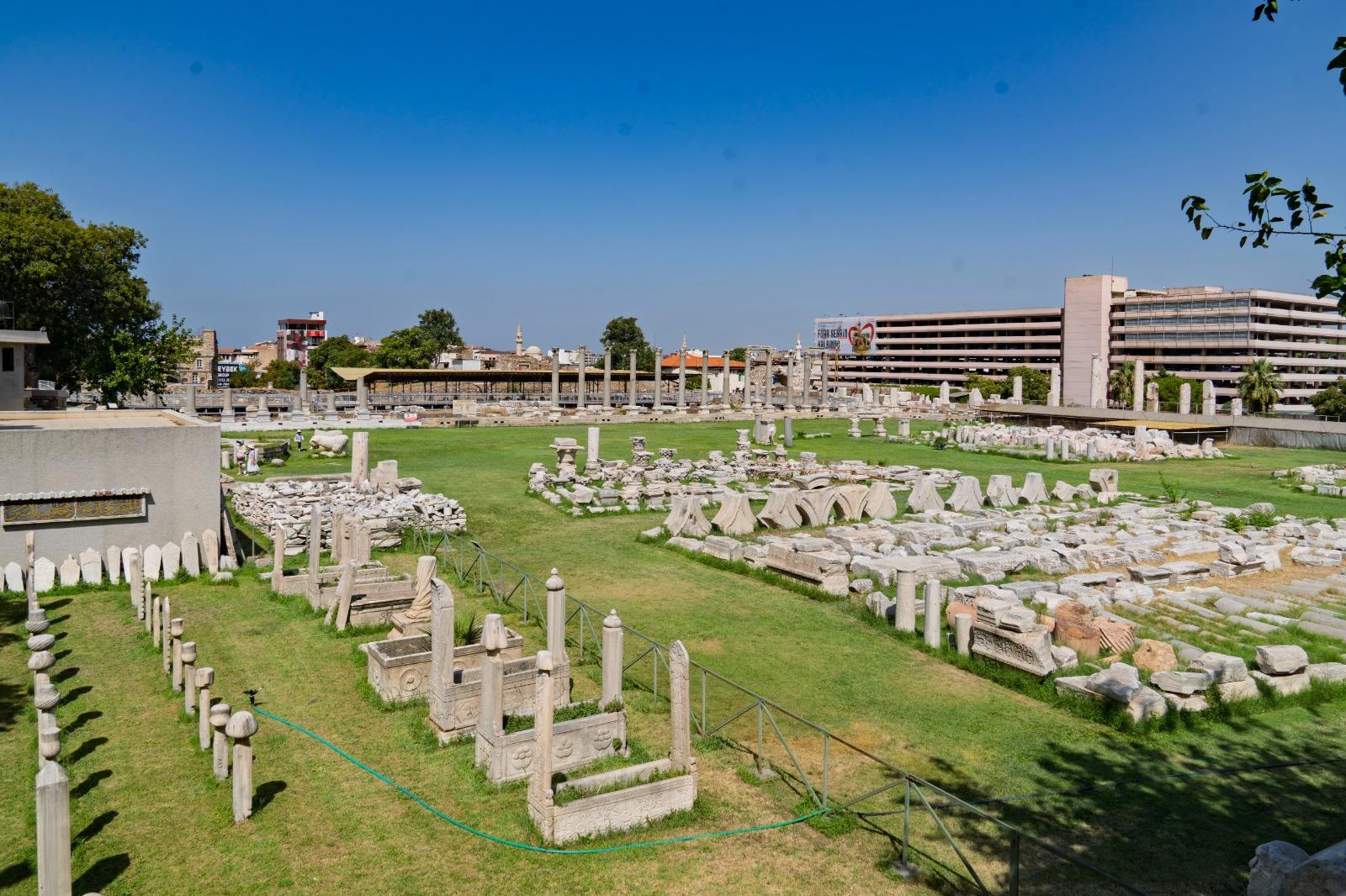 Turizmde yükselen kent İzmir