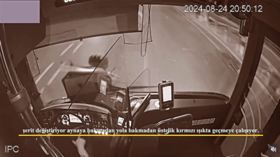 İzmir'de bir kuryenin belediye otobüsü kazası sonrası yaşadığını öne sürdüğü