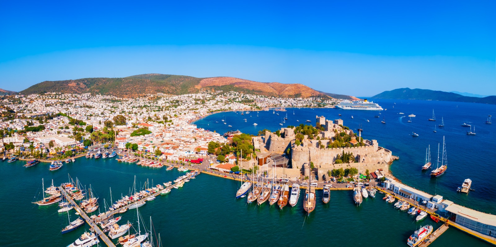 Bodrum Limanı'nda 24 saat hizmet dönemi başladı. Deniz turizmini değiştirecek