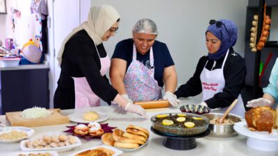 Buca Belediyesi'nin aşçılık ve pastacılık kursları kadınlara meslek kazandırıyor. Yeni