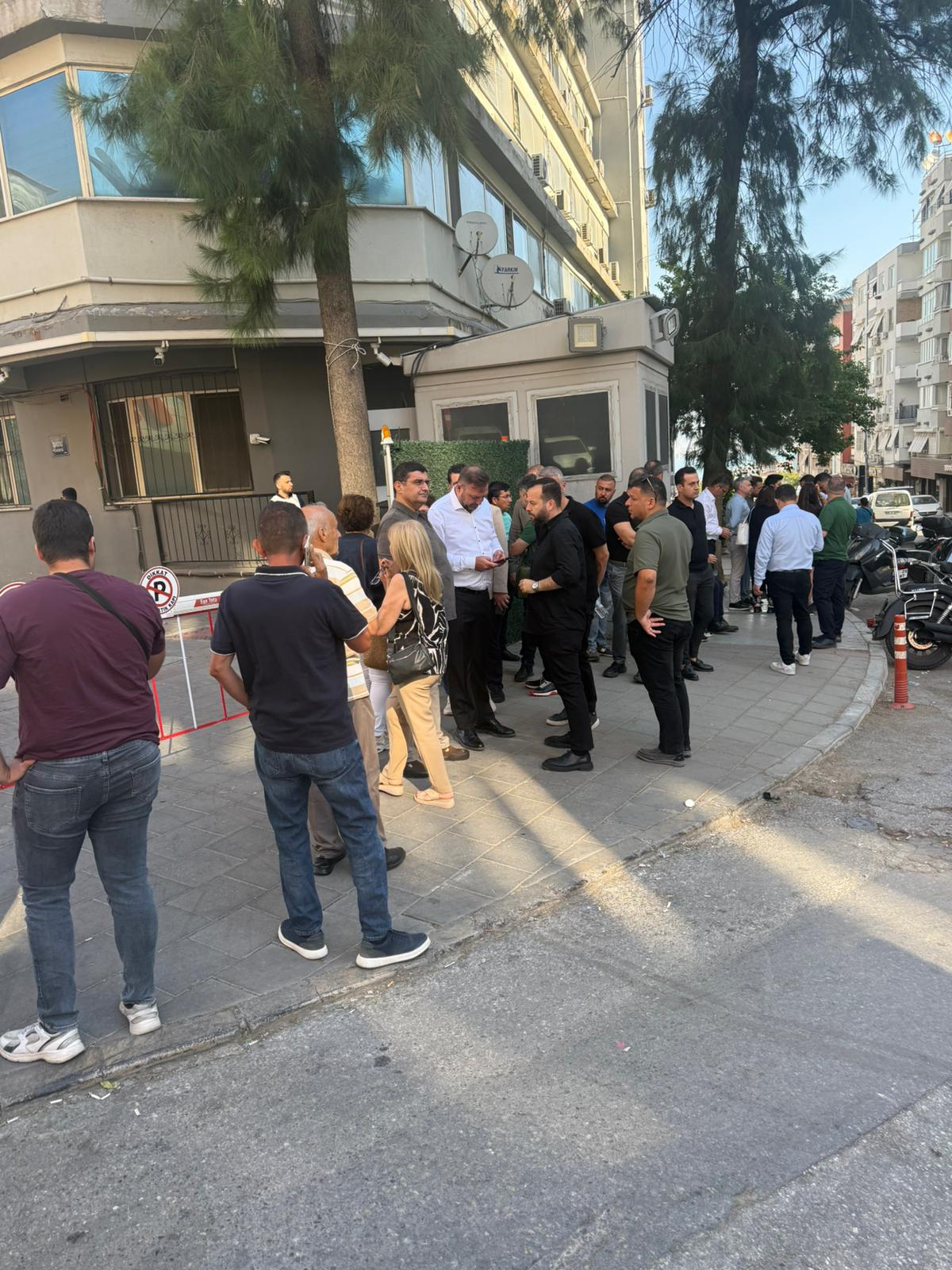 CHP İzmir Kriz Masası Kurdu