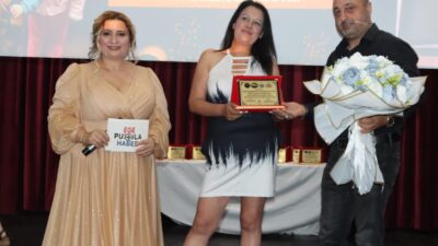 Ege Pusula Vizyon Ödülleri İzmir’i salladı! Şehit babası ve özel