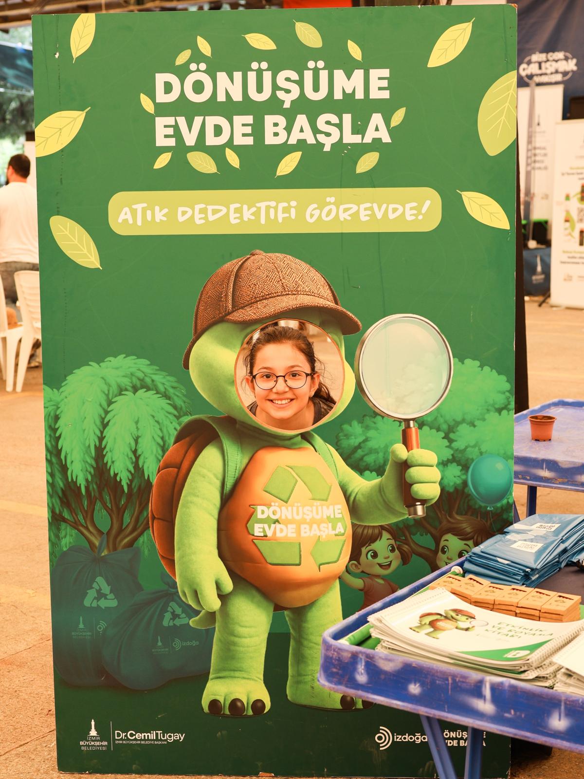 Evde Kompost Seferberliği! İzmir’de Atıklar Toprağa Dönüşüyor