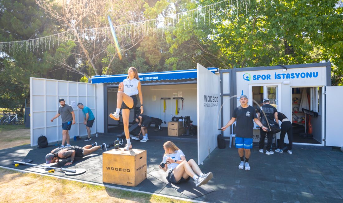 İzmir Spor İstasyonları Rekor İlgi Gördü: Ücretsiz Sporun Yeni Adresi İzmir'deki ücretsiz spor istasyonları yoğun ilgi görüyor. Açık havada sporun