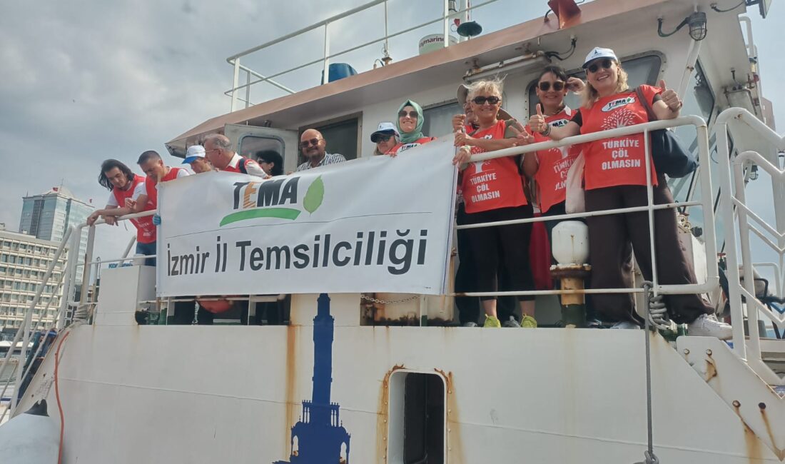 Körfez Temizliği İçin Gönüllüler Sahaya İndi! İzmir’den Güçlü Mesaj Körfez temizliği için TEMA gönüllüleri sahaya indi. İzmir Körfezi’nde çevre