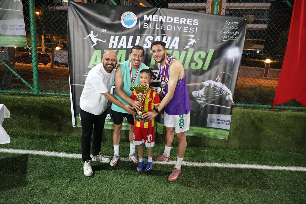 Menderes Ayak Tenisi