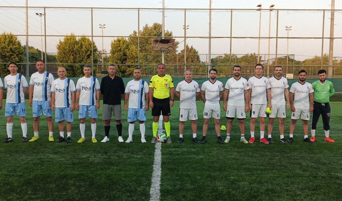 İAOSB Cup’ta Promeda Son Saniyede Yıkıldı İAOSB Cup'ta Promeda son saniye penaltısıyla yıkıldı. İAOSB 4-4'lük beraberlikle